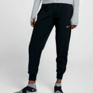 NWT Nike Flex Essential Pants